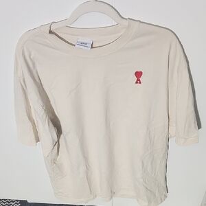 Ami Cream T-Shirt with Red Heart Logo